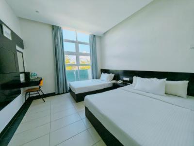Citrine Hotel Seri Iskandar Buitenkant foto