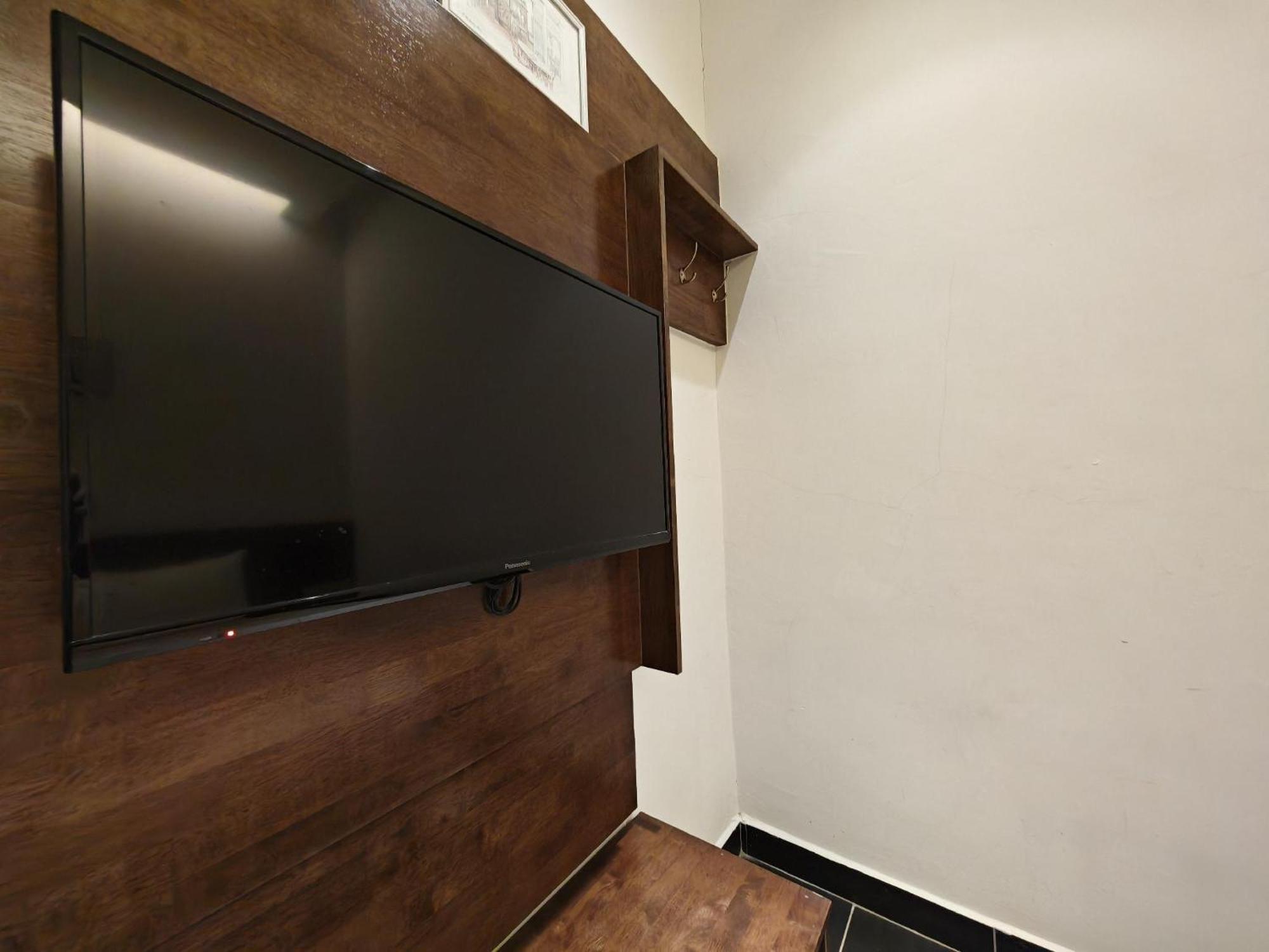 Citrine Hotel Seri Iskandar Buitenkant foto