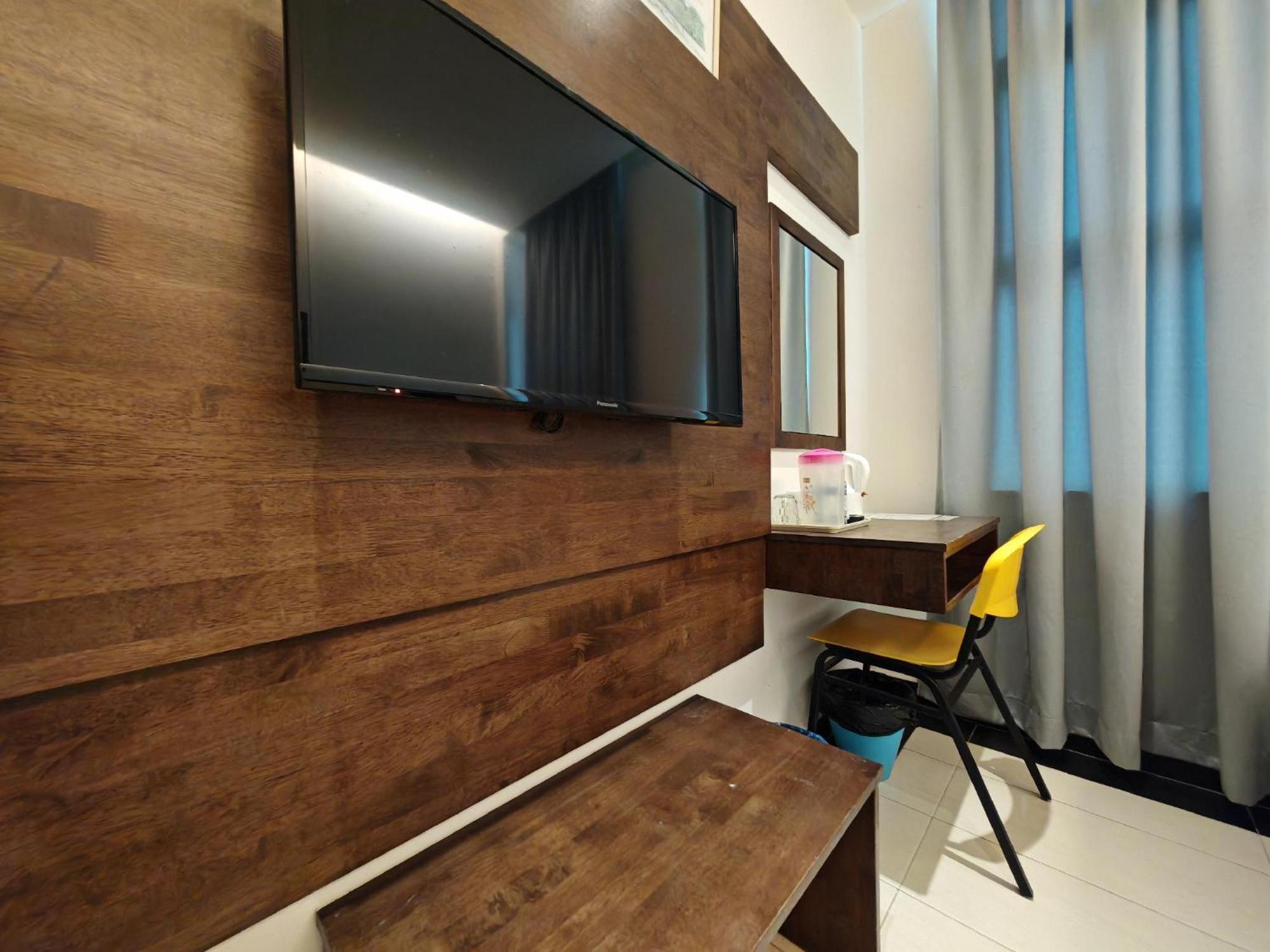 Citrine Hotel Seri Iskandar Buitenkant foto